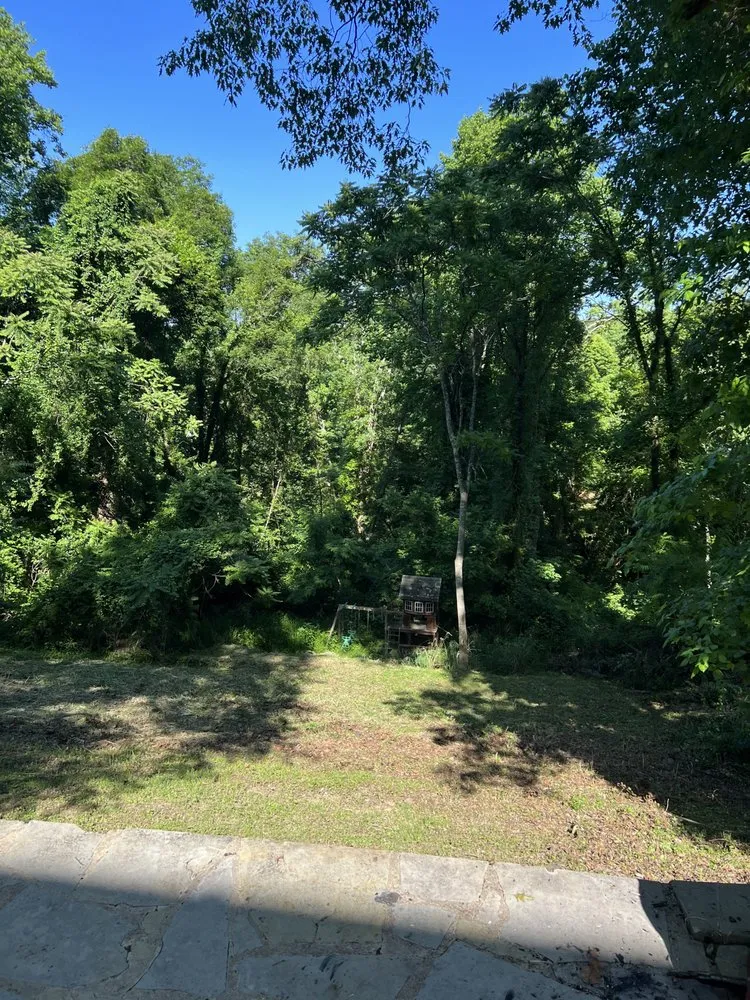 Professional outdoor landscaping in South Charleston, WV by CNA Landscapes