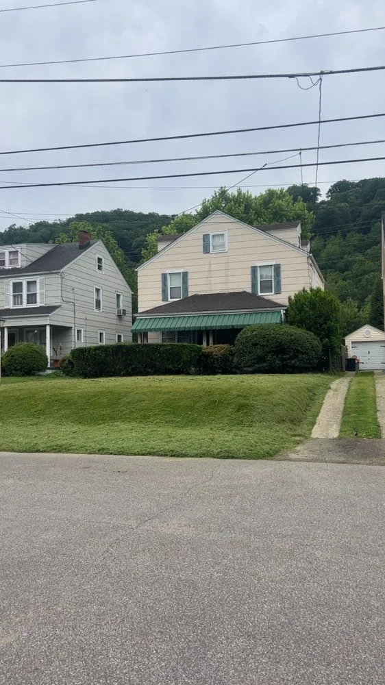 Professional lawn care service in South Charleston, WV by CNA Landscapes