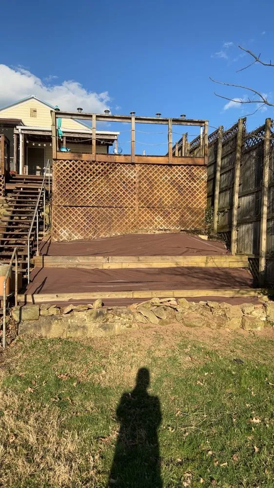 Trusted yard cleanup service in Charleston, WV by Cna Lawncare