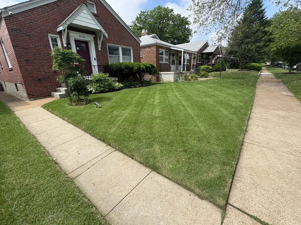 Professional lawn care service with custom design in Union, MO by CNC Hauling and Lawncare