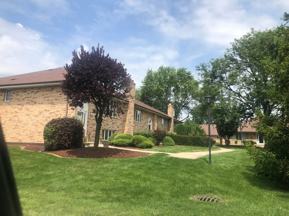 Top-rated outdoor landscaping in Frankfort, IL by CNC Lawn Care