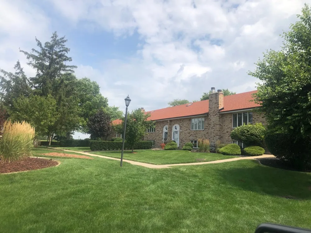 Expert yard maintenance for beautiful yards across Frankfort, IL - CNC Lawn Care