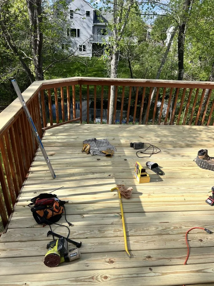 Affordable yard maintenance in Jackson, MS by CNH Construction