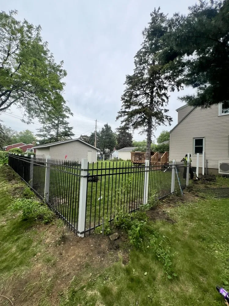 Top-rated outdoor landscaping for residential properties in Jackson, MS by CNH Construction