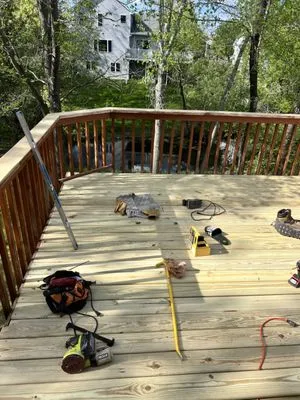 CNH Construction Logo