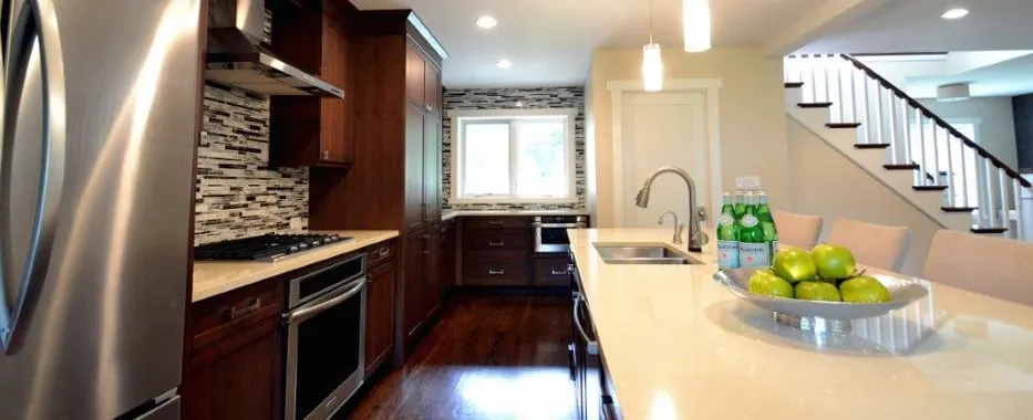 Custom residential landscaping for year-round maintenance in Gurnee, IL by CNM Development and Beach Comber