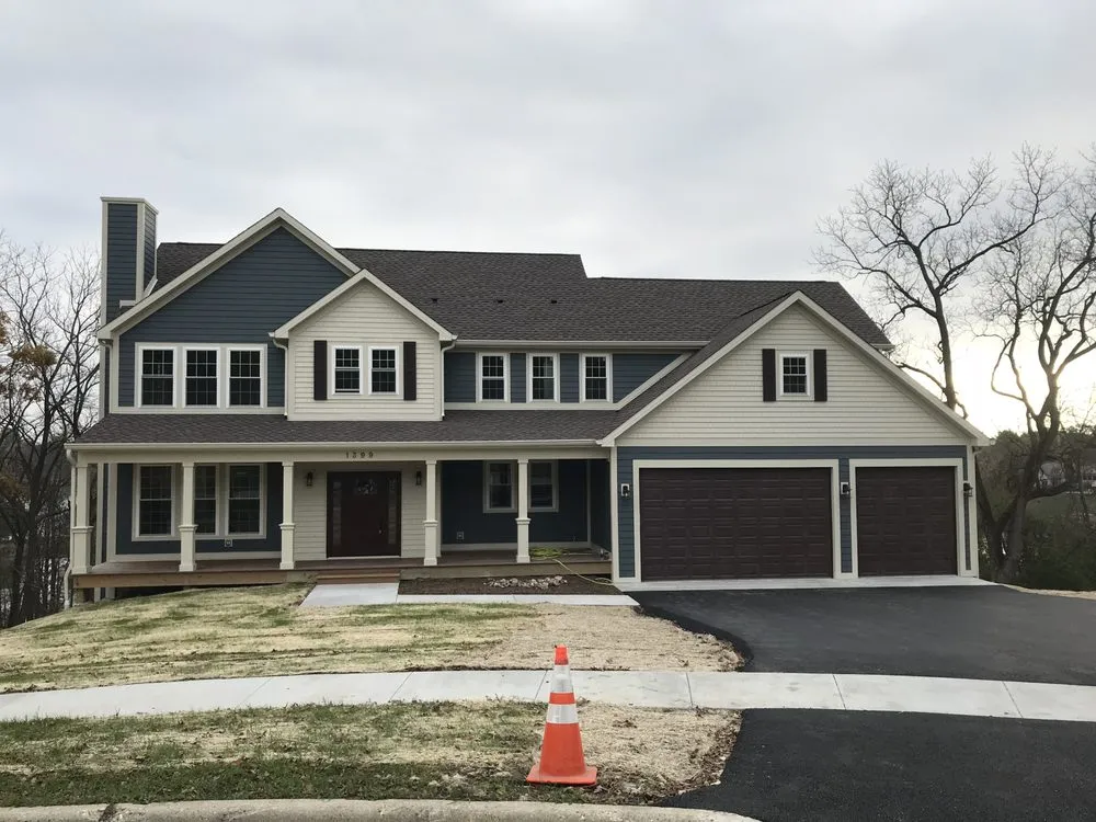 Reliable yard cleanup service for homes in Gurnee, IL by CNM Development and Beach Comber