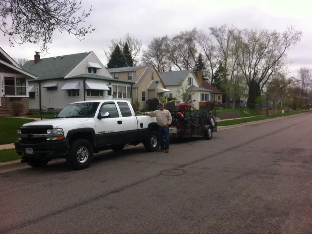 Local yard maintenance experts serving Saint Paul, MN - CNT Lawn Care & Snow Removal