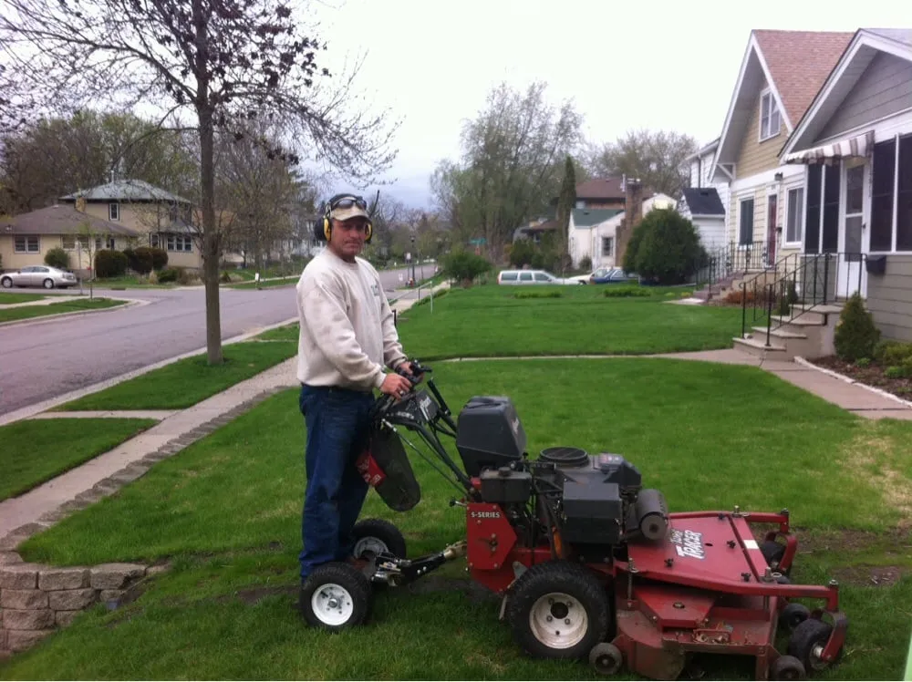 Local outdoor landscaping in Saint Paul, MN by CNT Lawn Care & Snow Removal