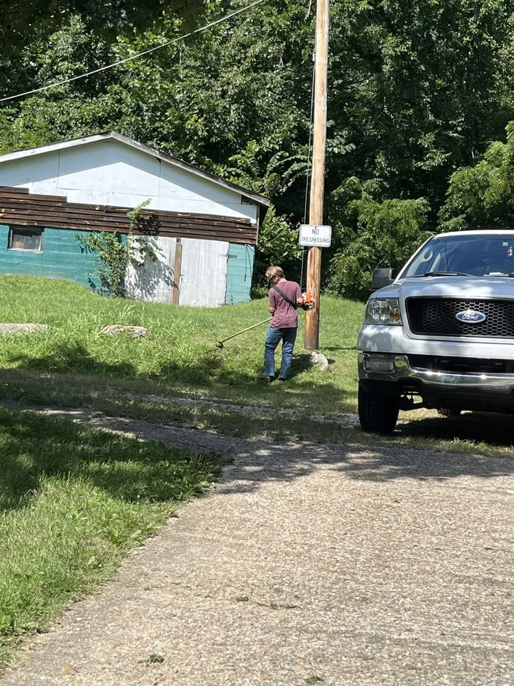 Top-rated yard maintenance experts serving Saint Clair, MO - C&O Lawn Care