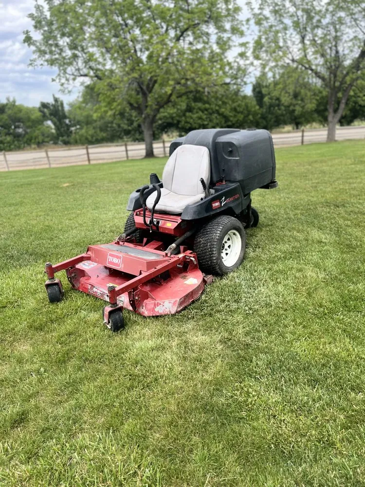 Professional lawn care service experts serving Caldwell, ID - Co Lawns