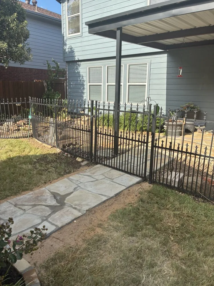 Expert lawn mowing service experts serving Keller, TX - Coaches Outdoor Services