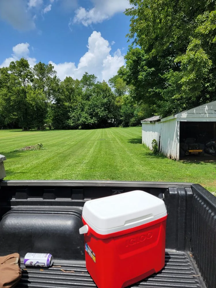 Local yard cleanup service in Lexington, KY by Coach's Curb Appeal