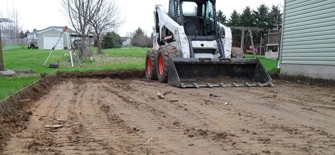 Reliable lawn care service experts serving Highland, CA - Coast Men Construction