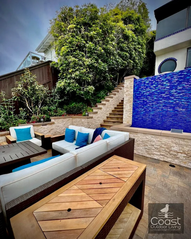 Expert yard maintenance in Laguna Beach, CA - Coast Outdoor Living
