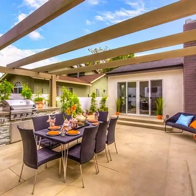 Coastal Azul Contracting Logo