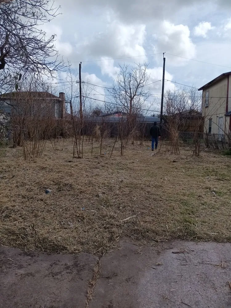 Top-rated yard maintenance in Corpus Christi, TX by Coastal Bend Yard Works