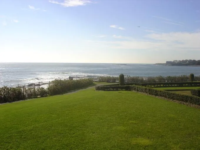 Custom residential landscaping in Pawtucket, RI - Coastal Care