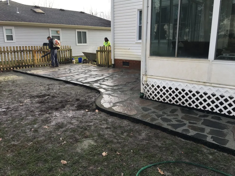 Local landscaping services experts serving Portsmouth, VA - Coastal Edge Landscaping