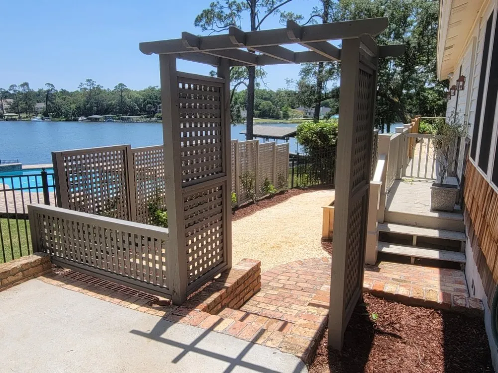 Affordable outdoor landscaping experts serving Gulf Breeze, FL - Coastal Homesteads