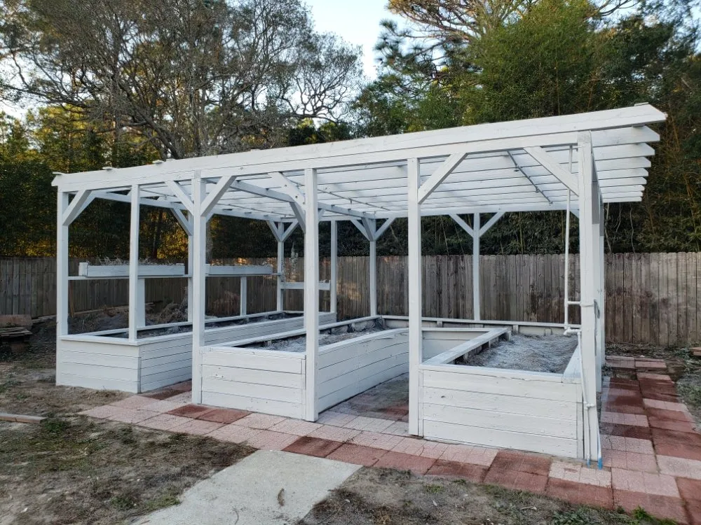 Trusted lawn care service in Gulf Breeze, FL - Coastal Homesteads