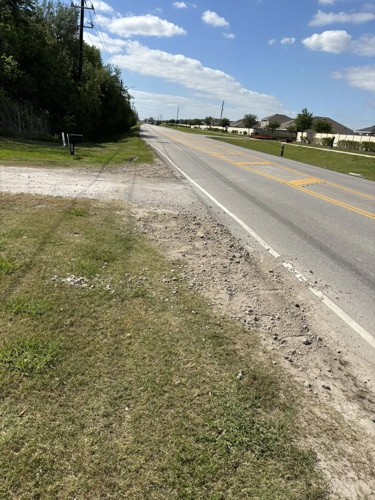 Local residential landscaping in Old River Winfree, TX by Coastal Landscape Supplies