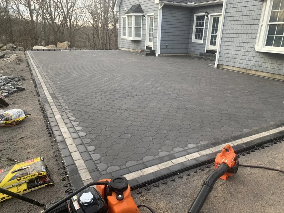 Expert lawn care service for beautiful yards across North Stonington, CT - Coastal Landscapes