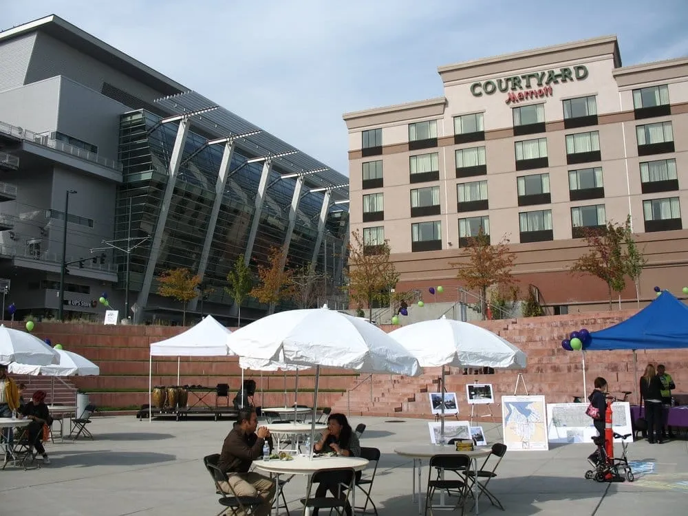 Professional lawn care service experts serving Cape Coral, FL - Coastal Landscaping SWFL