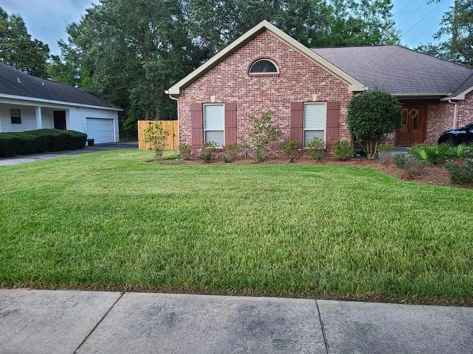 Top-rated yard cleanup service for outdoor upgrades in Biloxi, MS by Coastal Lawn and Garden