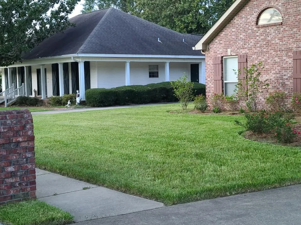 Reliable landscaping services for residential properties in Biloxi, MS by Coastal Lawn and Garden