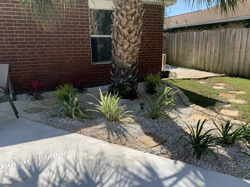 Affordable yard maintenance experts serving Navarre, FL - Coastal Lawn and Landscaping