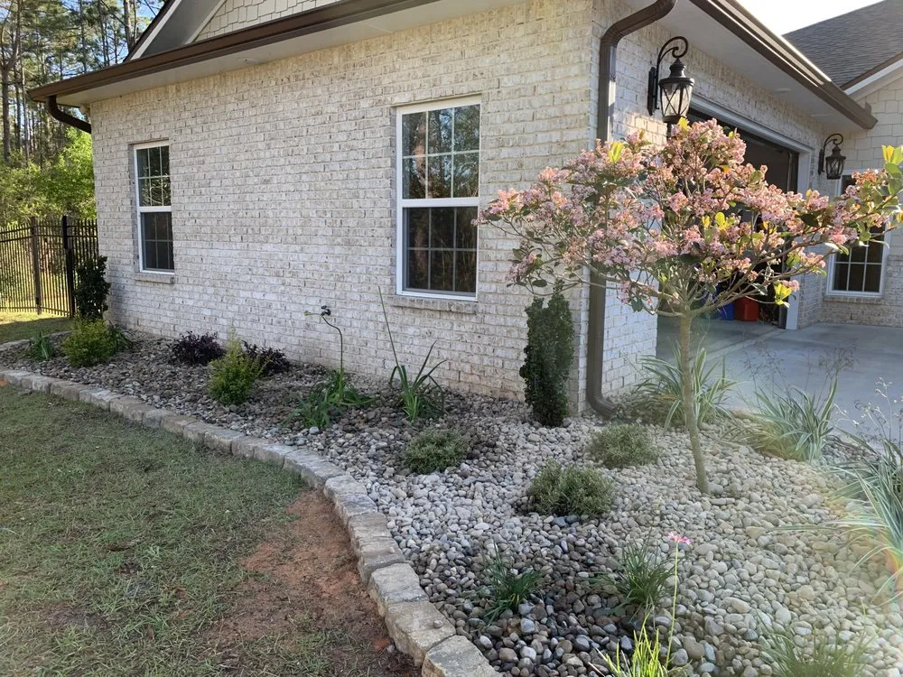 Expert lawn care service experts serving Navarre, FL - Coastal Lawn and Landscaping