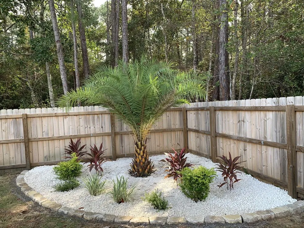 Reliable landscaping services experts serving Navarre, FL - Coastal Lawn and Landscaping