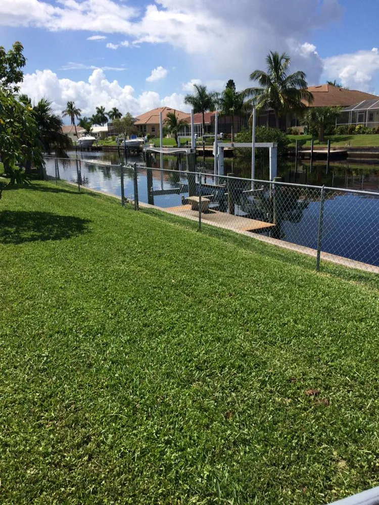 Local landscaping services experts serving Punta Gorda, FL - Coastal Lawn Services