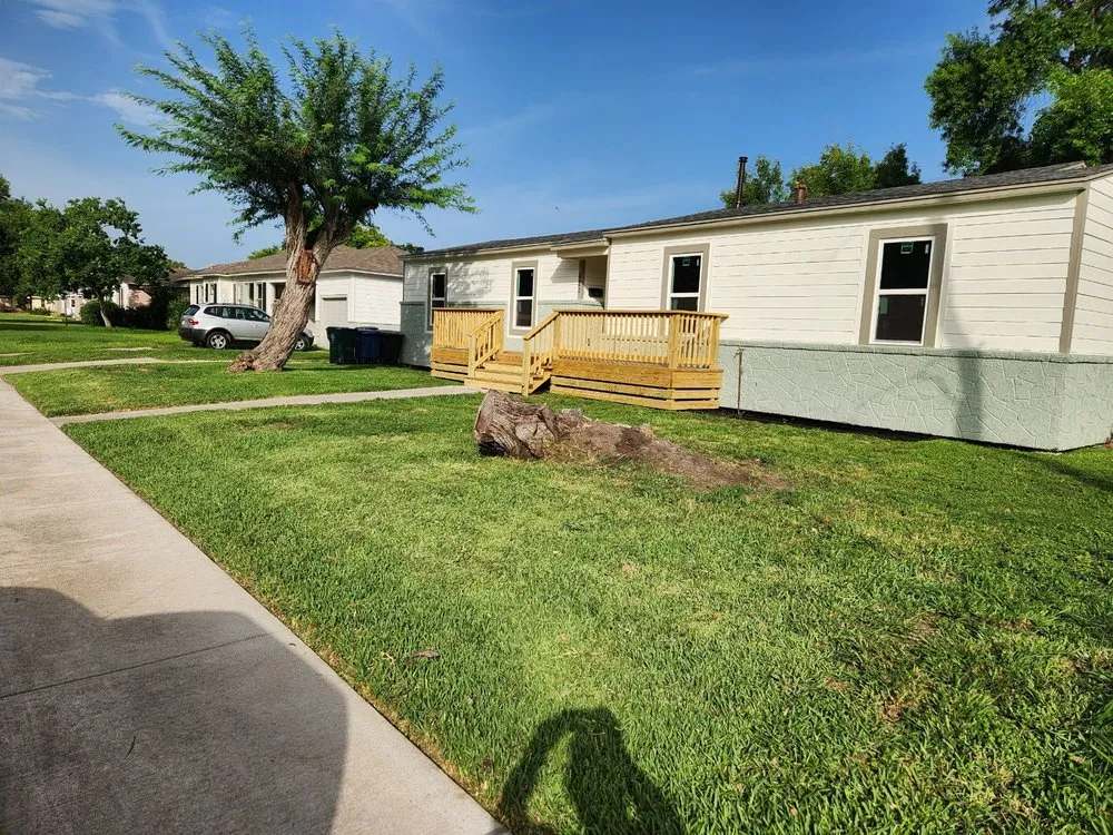 Trusted lawn care service for homes in Portland, TX by Coastal Lawncare