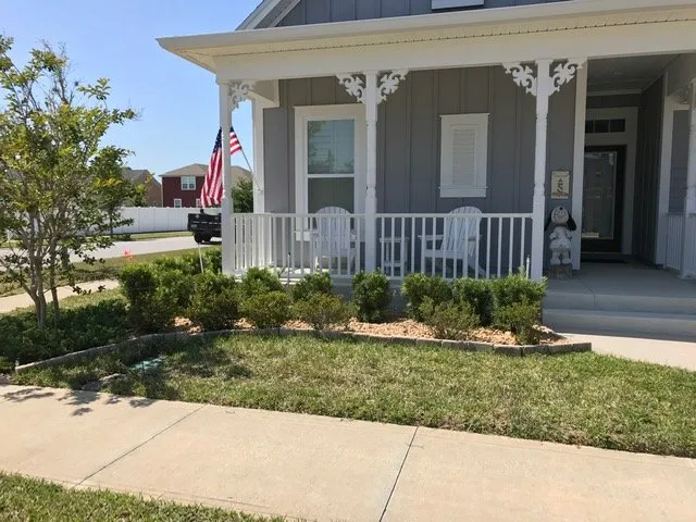Reliable lawn care service experts serving Saint Johns, FL - Coastal Oak Landscape