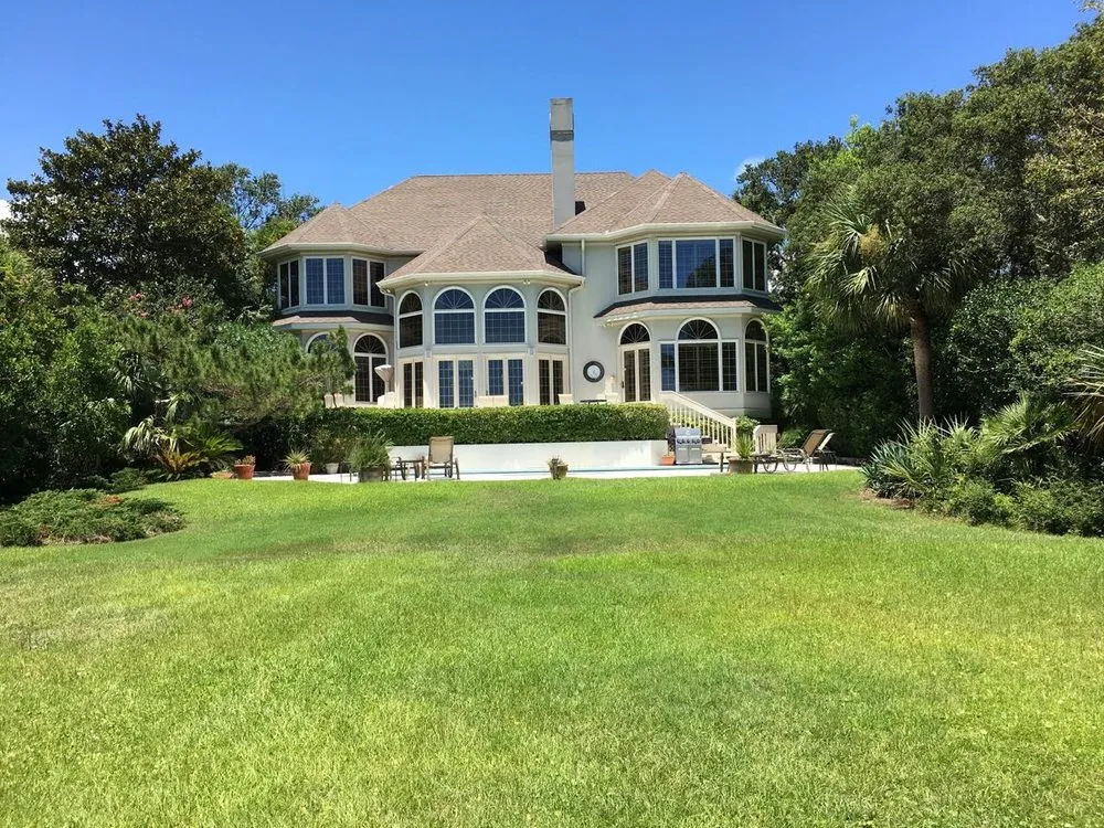 Top-rated lawn mowing service for beautiful yards across Saint Helena Island, SC - Coastal Organic Lawn Service