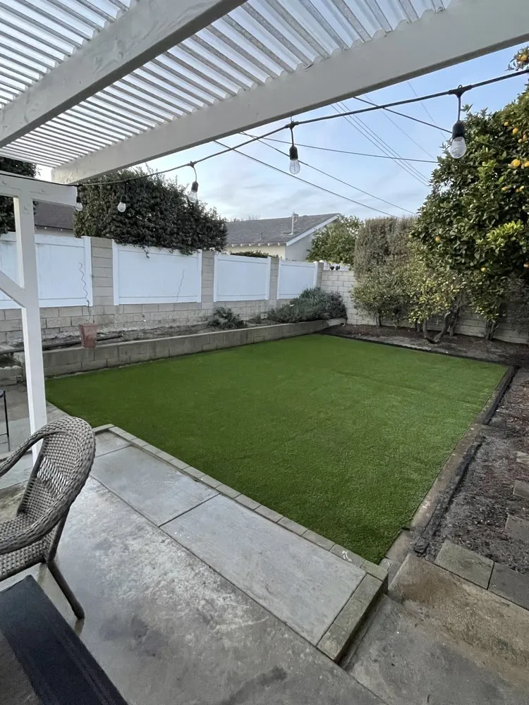 Trusted yard cleanup service for year-round maintenance in Huntington Beach, CA by Coastal Outdoor Services