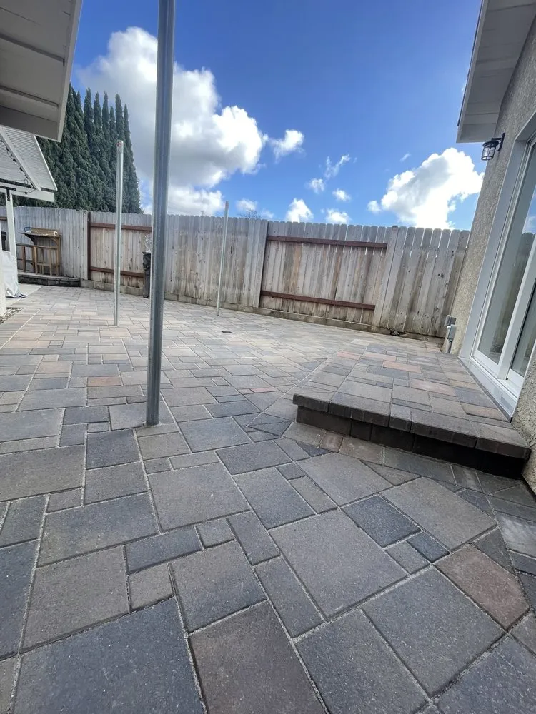 Trusted lawn care service in Huntington Beach, CA - Coastal Outdoor Services