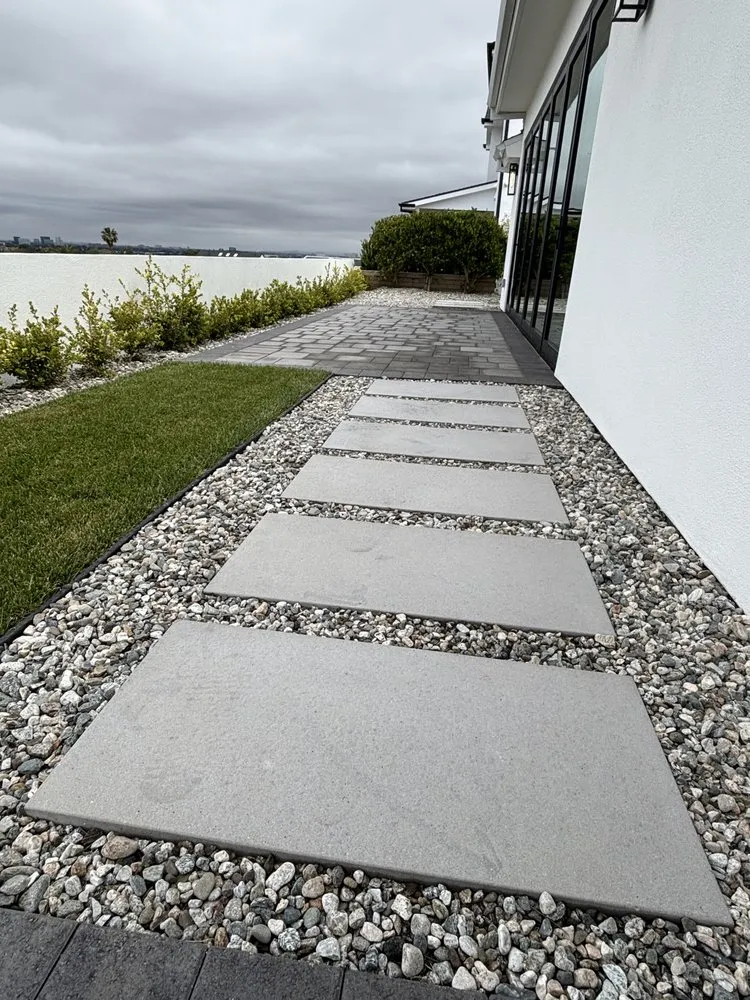 Expert lawn care service experts serving Huntington Beach, CA - Coastal Outdoor Services