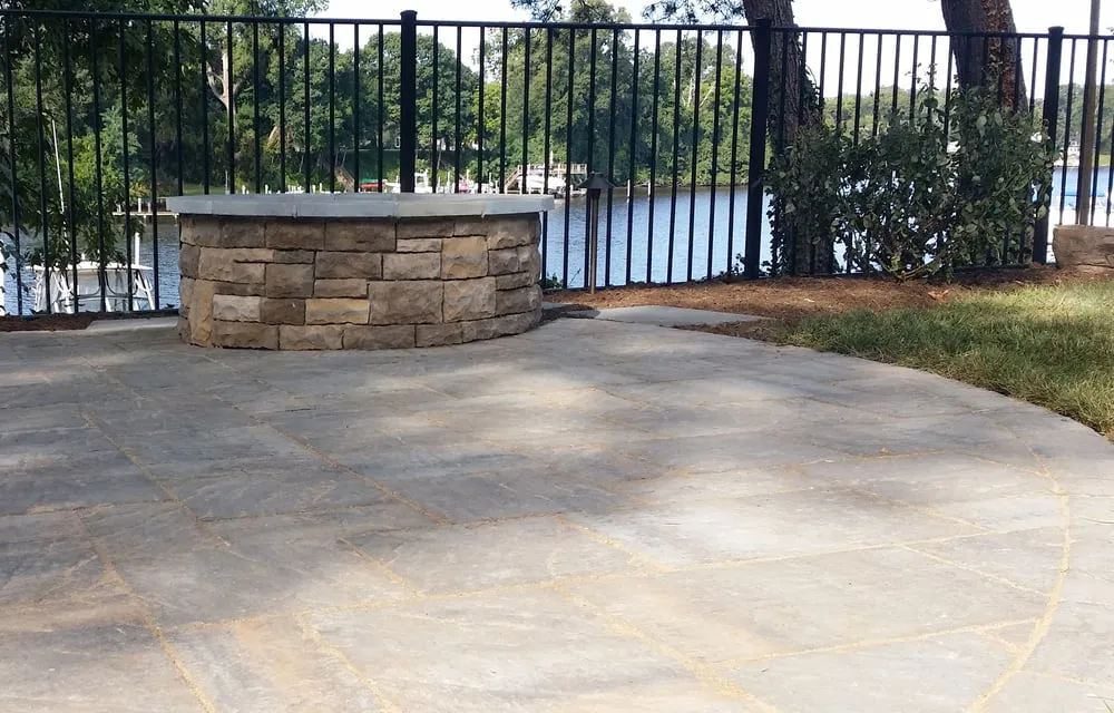 Top-rated yard maintenance in Edgewater, MD - Coastal Outdoor Spaces