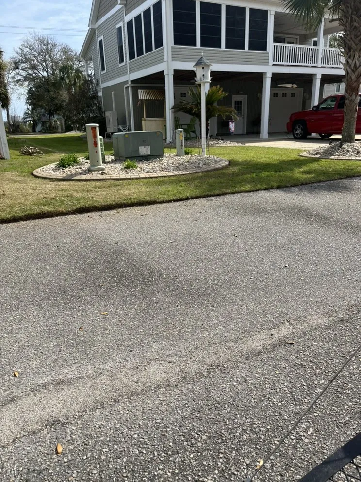 Reliable lawn care service in Myrtle Beach, SC by Coastal Palm Lawn Care