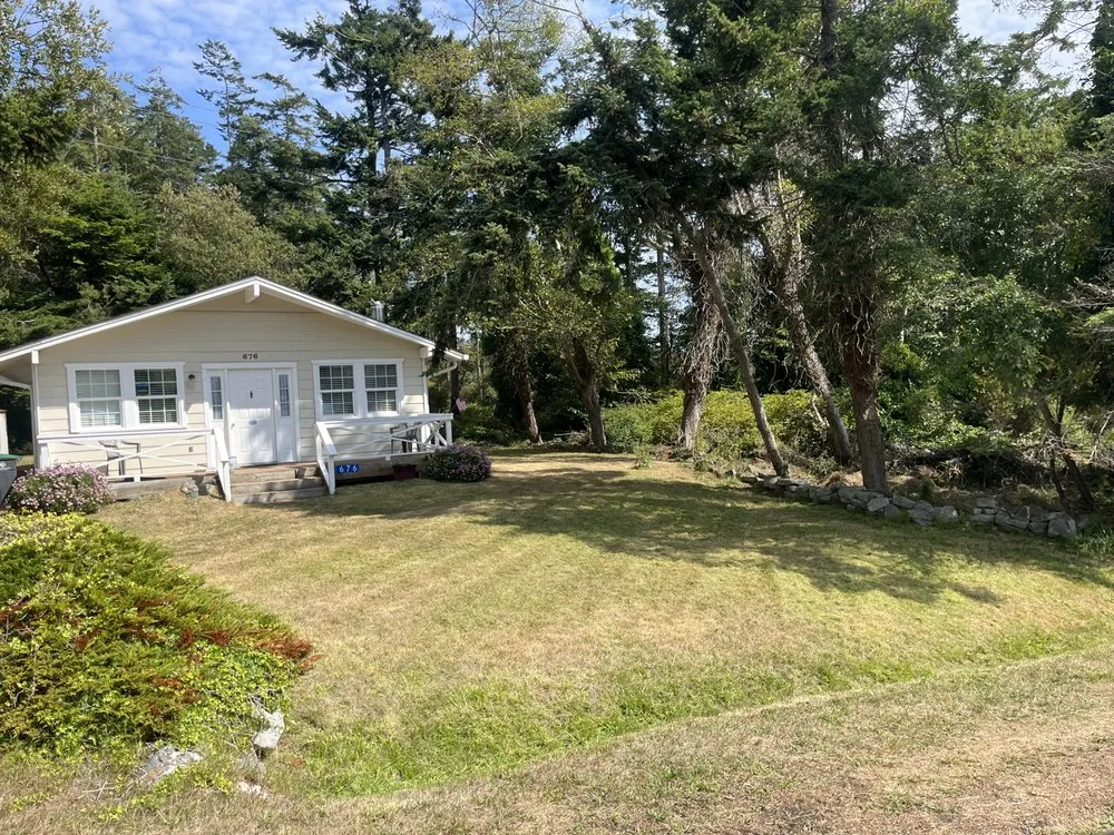 Reliable lawn care service for outdoor upgrades in Seabrook, SC by Coastal Shores Lawn Care