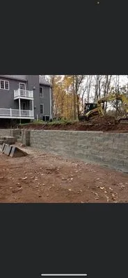 Coastal tree & landscaping Logo