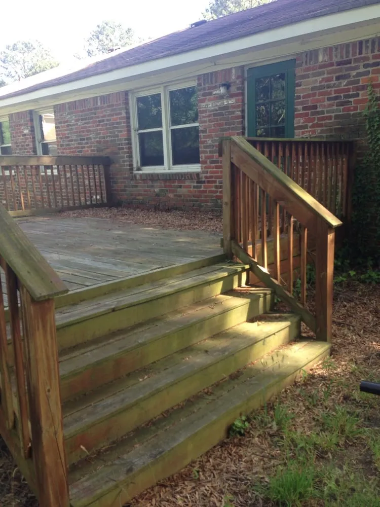 Expert yard cleanup service for year-round maintenance in Suffolk, VA by Coastal Turf