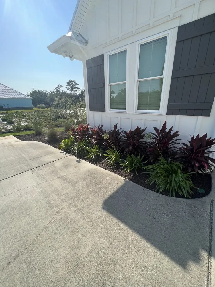 Local garden landscaping with custom design in Foley, AL by CoastCut Landscaping