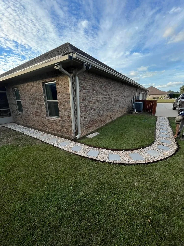 Affordable residential landscaping near you in Foley, AL by CoastCut Landscaping