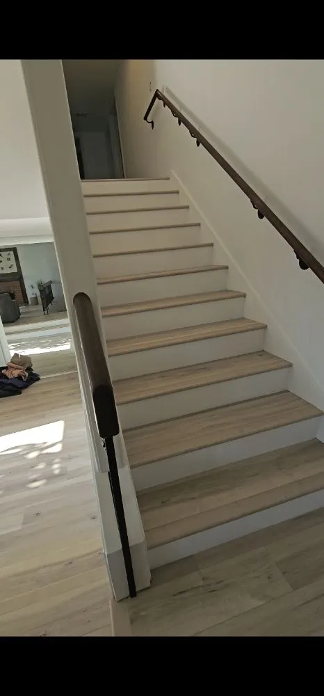 Expert outdoor landscaping in Ventura, CA - Coastland landscape paint services