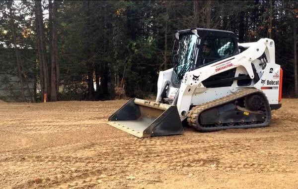 Professional landscaping services experts serving Holly Ridge, NC - Coastline Concepts Landscaping