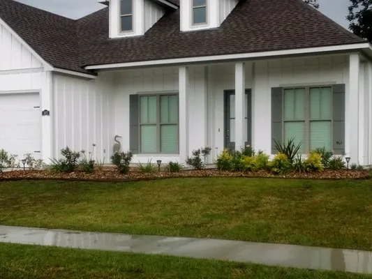 Coastline Landscaping Logo